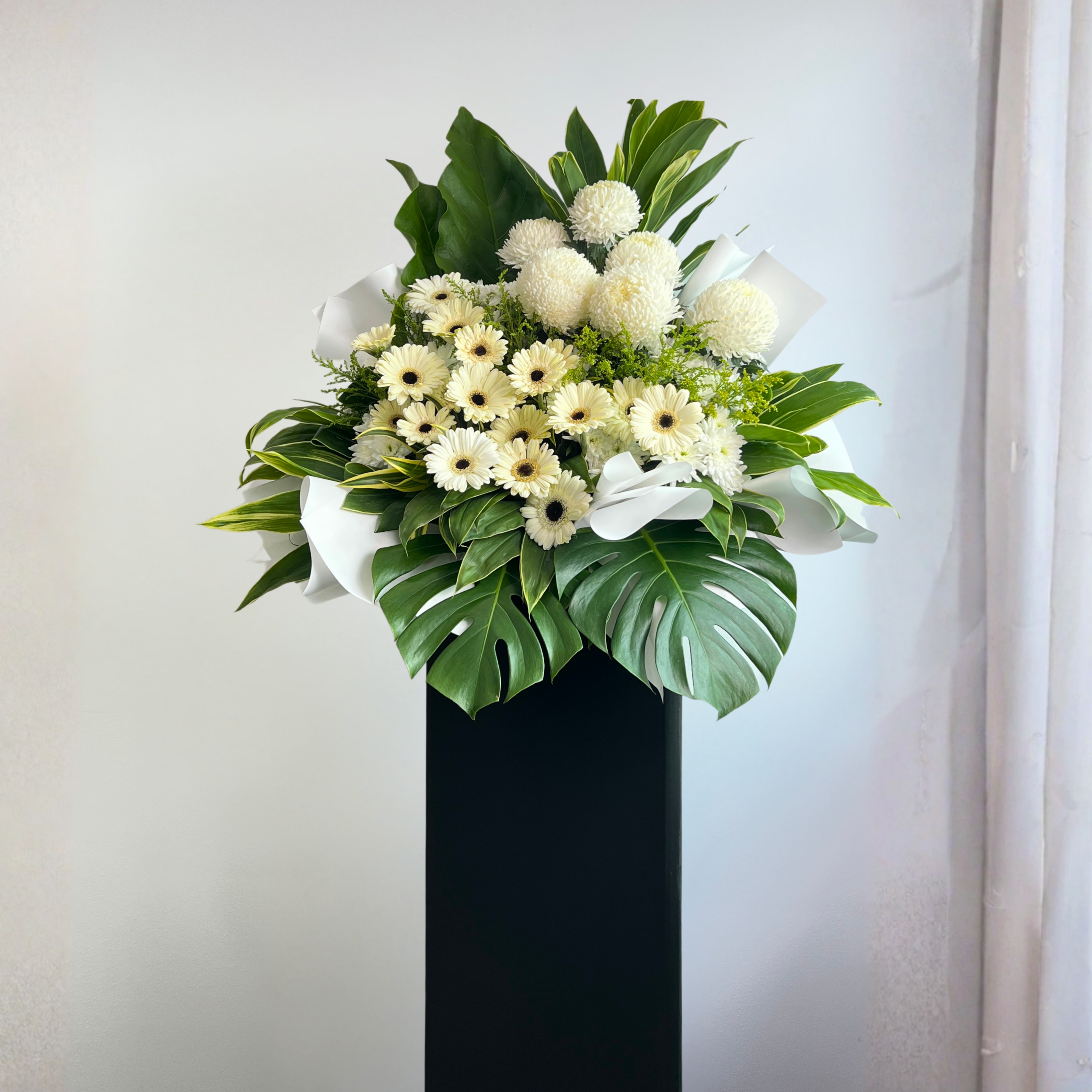Vesta Condolence Flower Stand