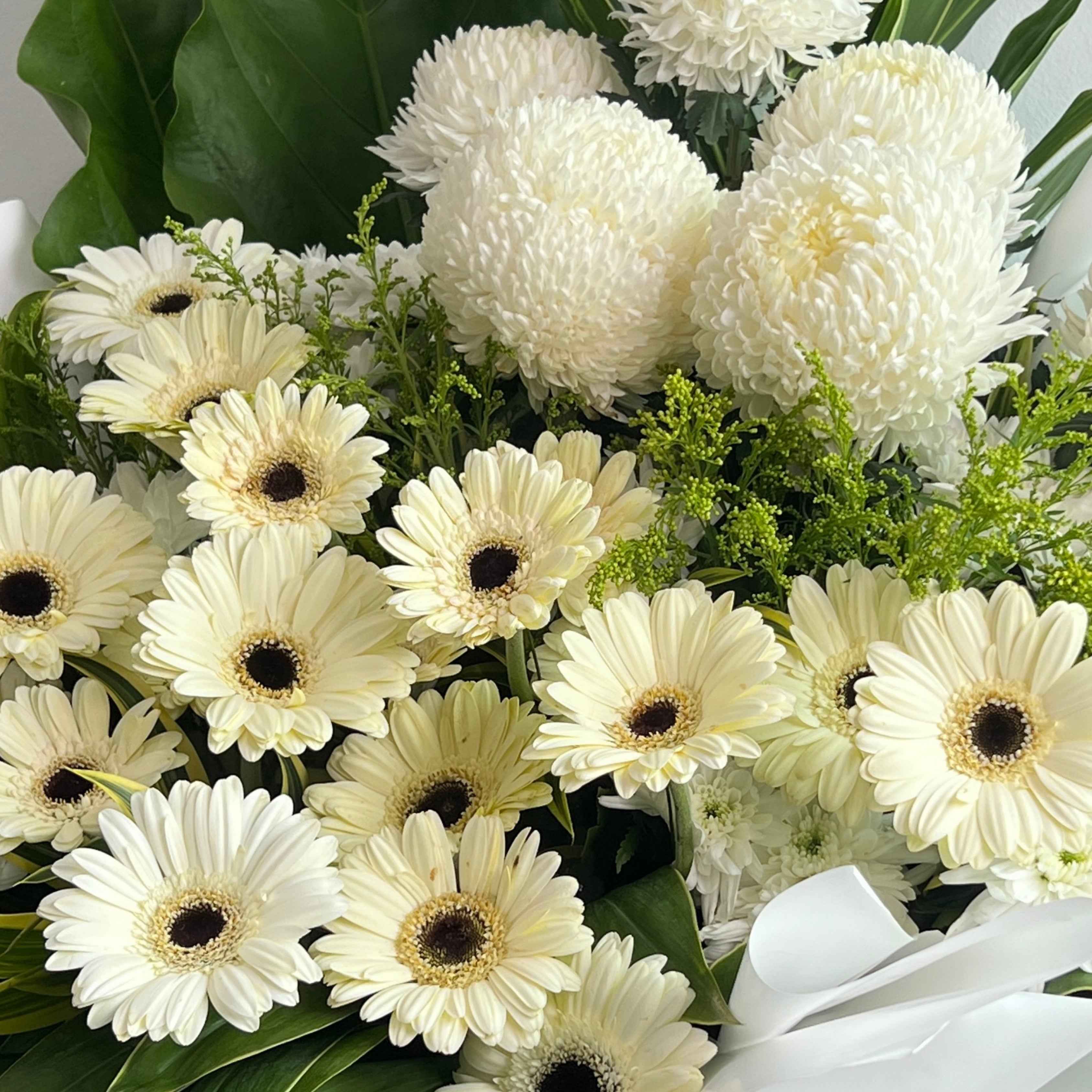 Vesta Condolence Flower Stand
