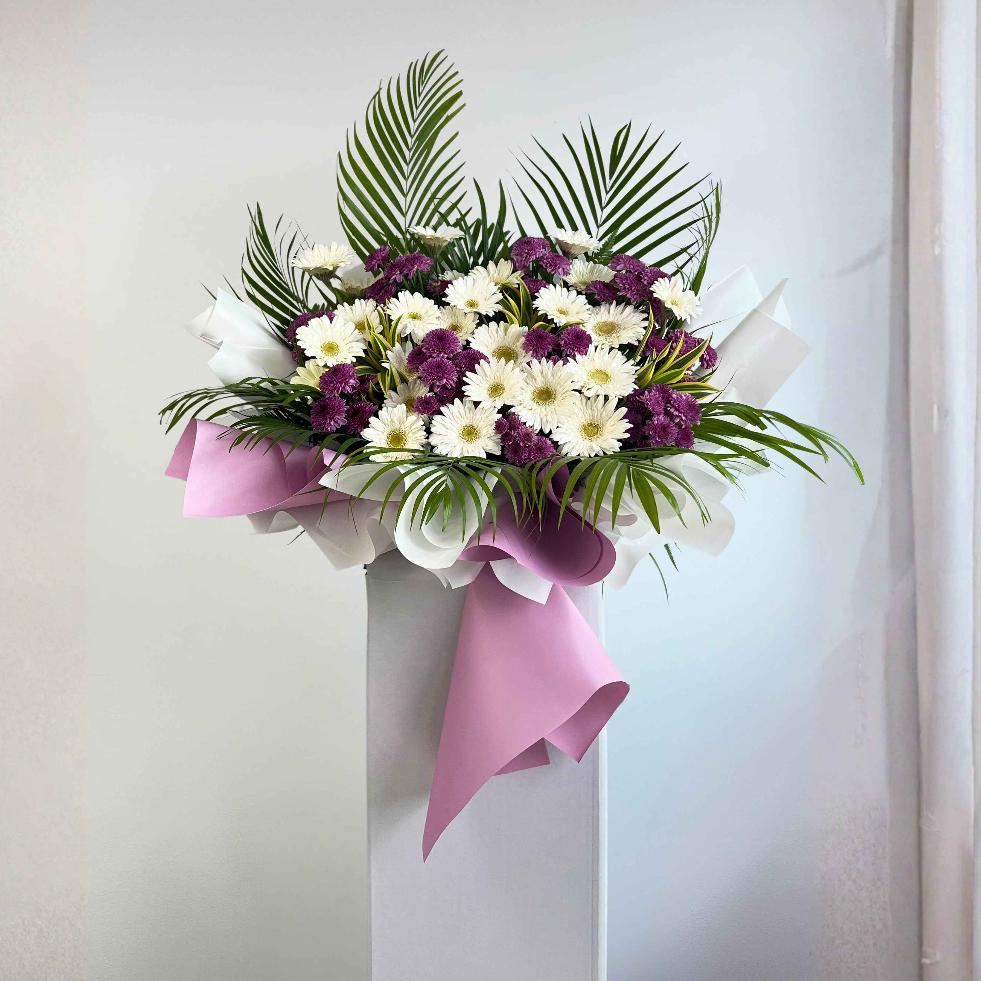 Aeterna Condolence Flower Stand