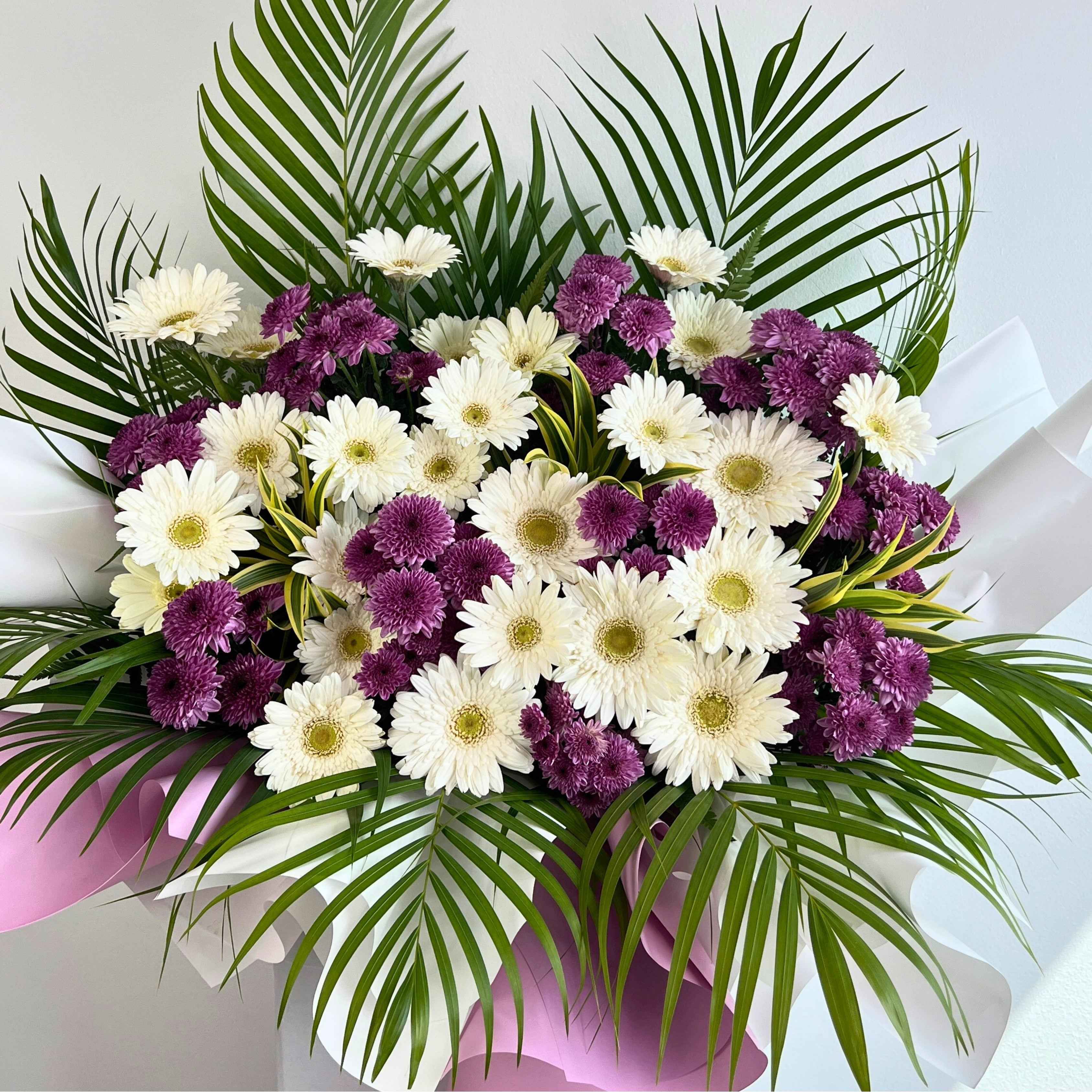 Aeterna Condolence Flower Stand
