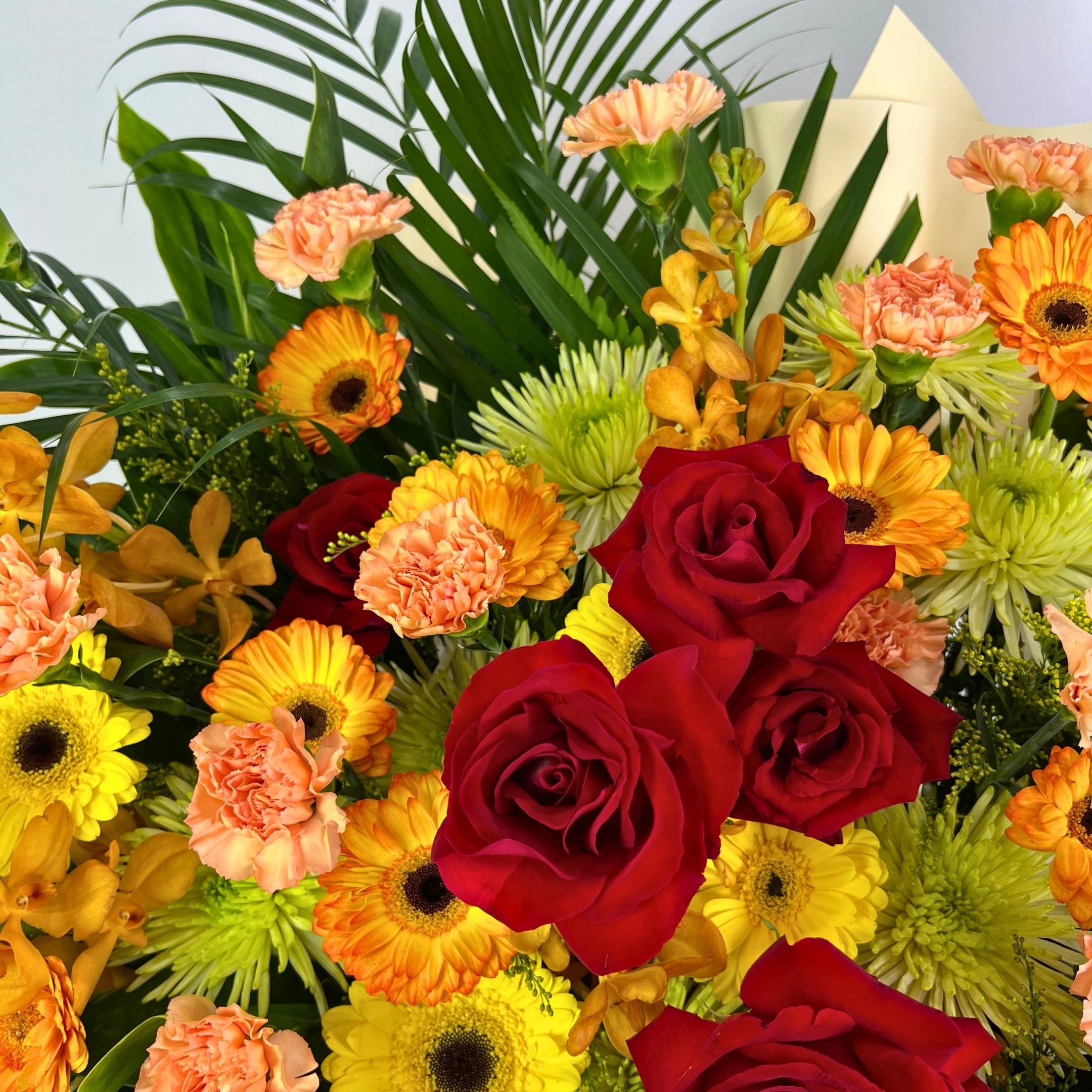 The Golden Milestone Opening Flower Stand - Century Flower